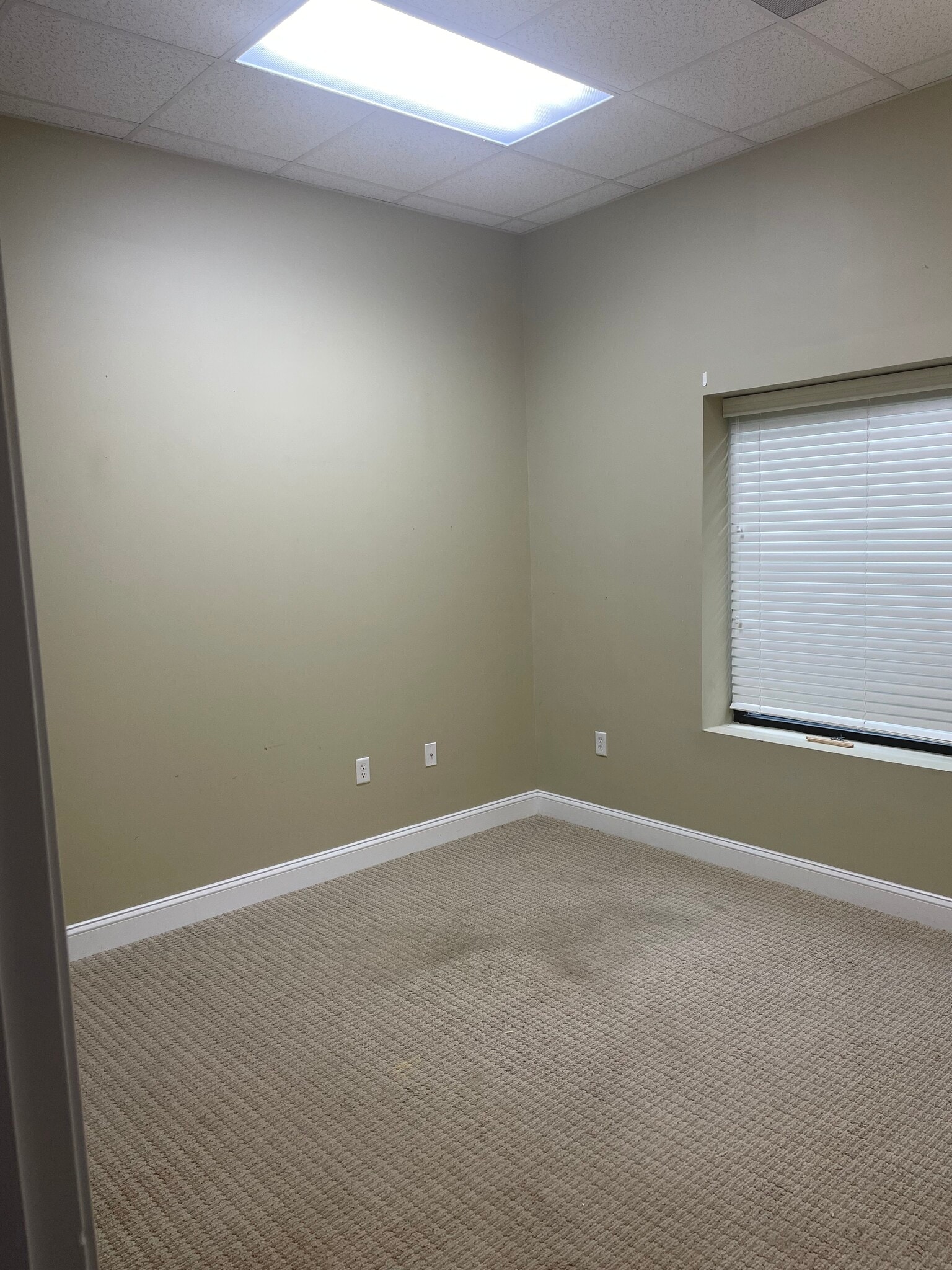 1146 Elma G Miles Pky, Hinesville, GA for lease Interior Photo- Image 1 of 5