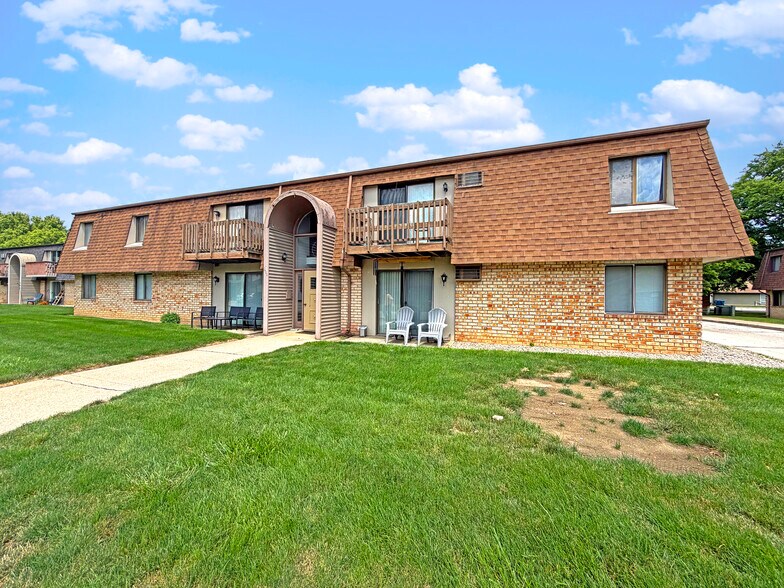535 Coyne St, Bourbonnais, IL à vendre - Photo du bâtiment - Image 2 de 11