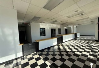 1402-1408 W 55th St, Countryside, IL for lease Interior Photo- Image 1 of 4