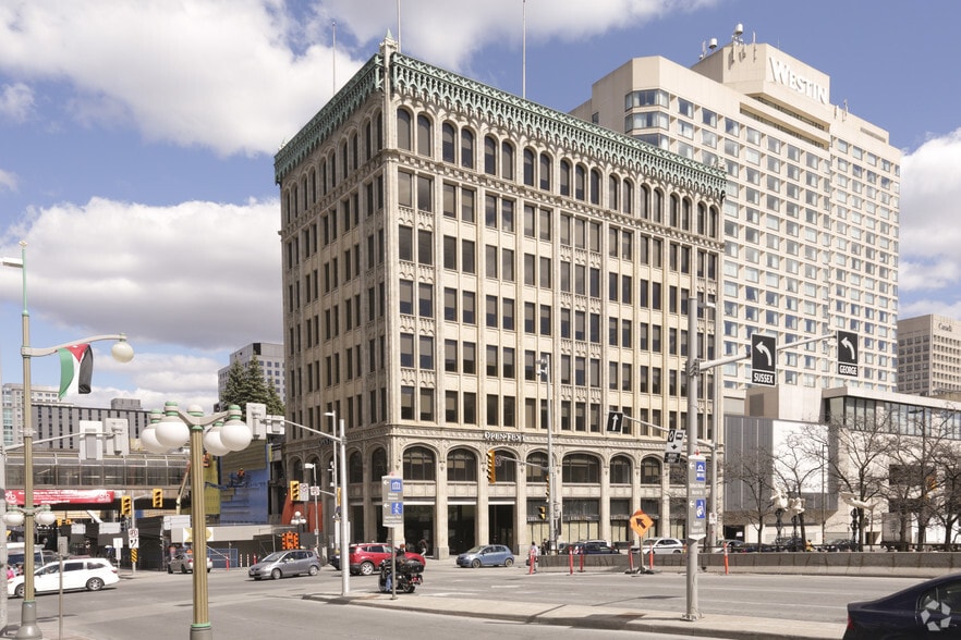 10 Rideau St, Ottawa, ON à louer - Photo du bâtiment - Image 2 de 5