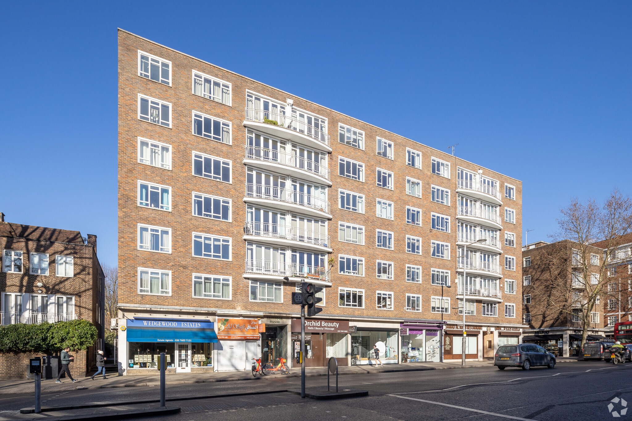 284-296 Kensington High St, London for lease Primary Photo- Image 1 of 5