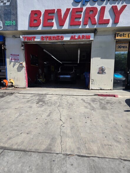 2817-2819 Beverly Blvd, Los Angeles, CA à louer - Photo du bâtiment - Image 2 de 3