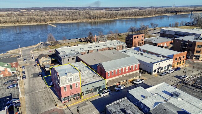 More details for 10 Lafayette St, Washington, MO - Retail for Sale