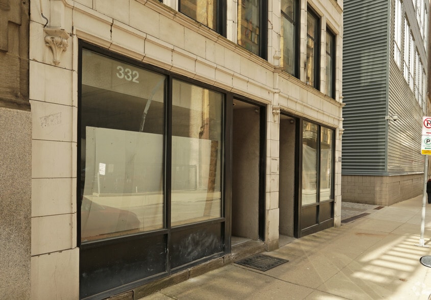 330-332 Third Ave, Pittsburgh, PA for sale - Building Photo - Image 2 of 6