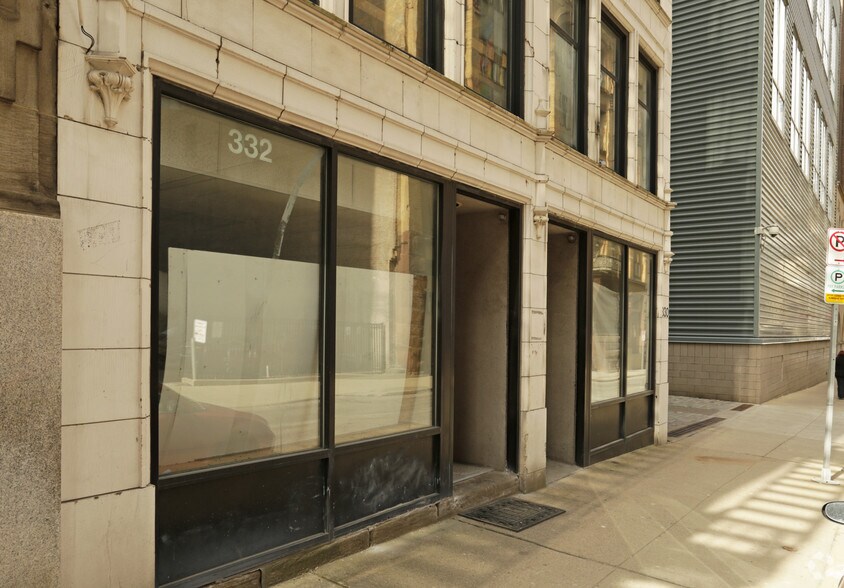 330-332 Third Ave, Pittsburgh, PA à vendre - Photo du bâtiment - Image 2 de 6