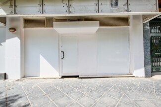 Plus de détails pour Calle Gran Capitán, 3, Granada - Commerce de détail à louer