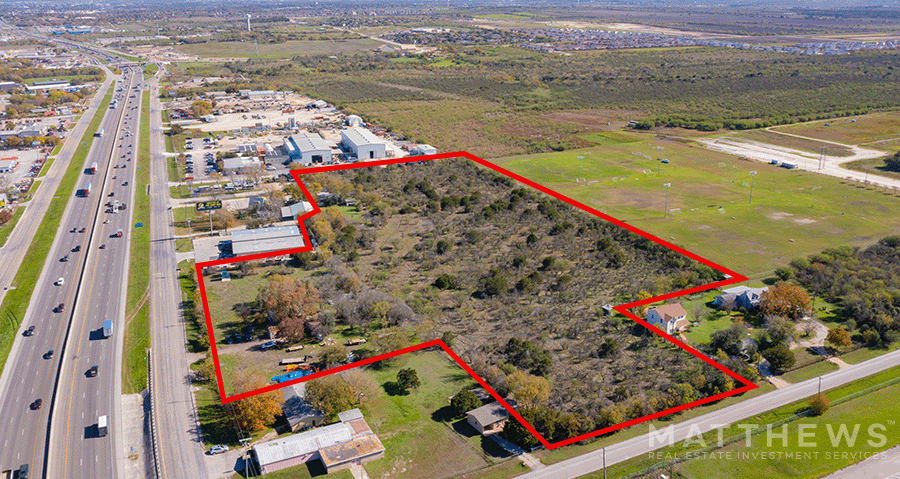 5309 Interstate 35 S, New Braunfels, TX for sale - Primary Photo - Image 1 of 3