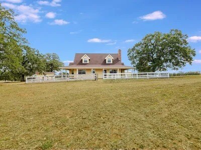 317 Orr Rd, Luling, TX à vendre - Photo du bâtiment - Image 3 de 4