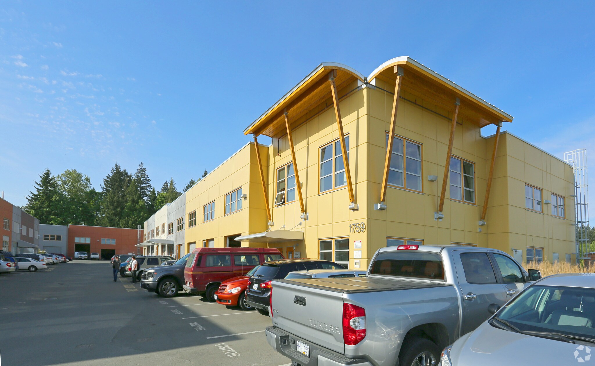 1759-1761 Sean Hts, Central Saanich, BC for sale Primary Photo- Image 1 of 1