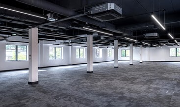 Boythorpe Rd, Chesterfield for lease Interior Photo- Image 2 of 6