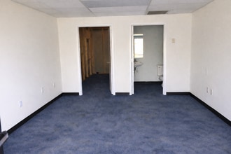 1601 A E Geer St, Durham, NC for lease Interior Photo- Image 2 of 5