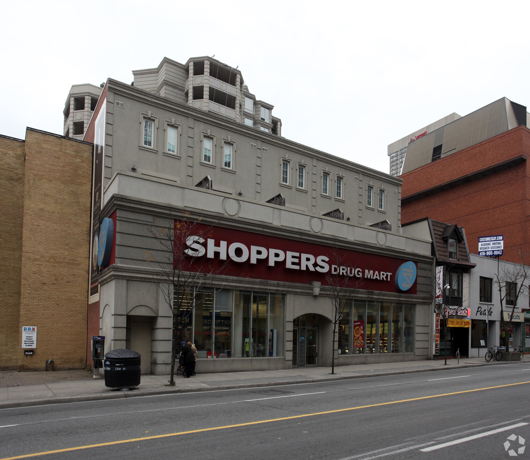 817 Yonge St, Toronto, ON for sale Primary Photo- Image 1 of 1