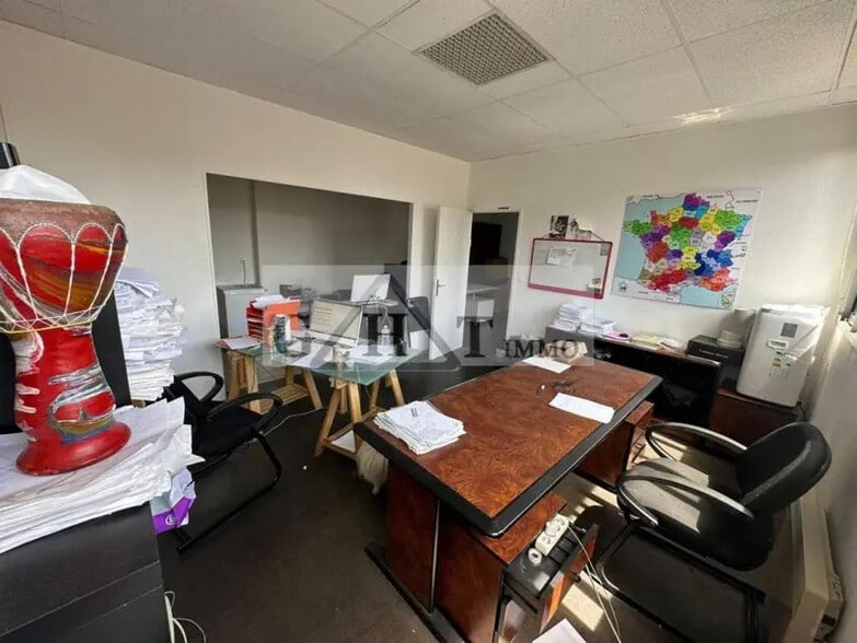 Bureau dans Maisons-Alfort à louer - Photo intérieure - Image 2 de 2