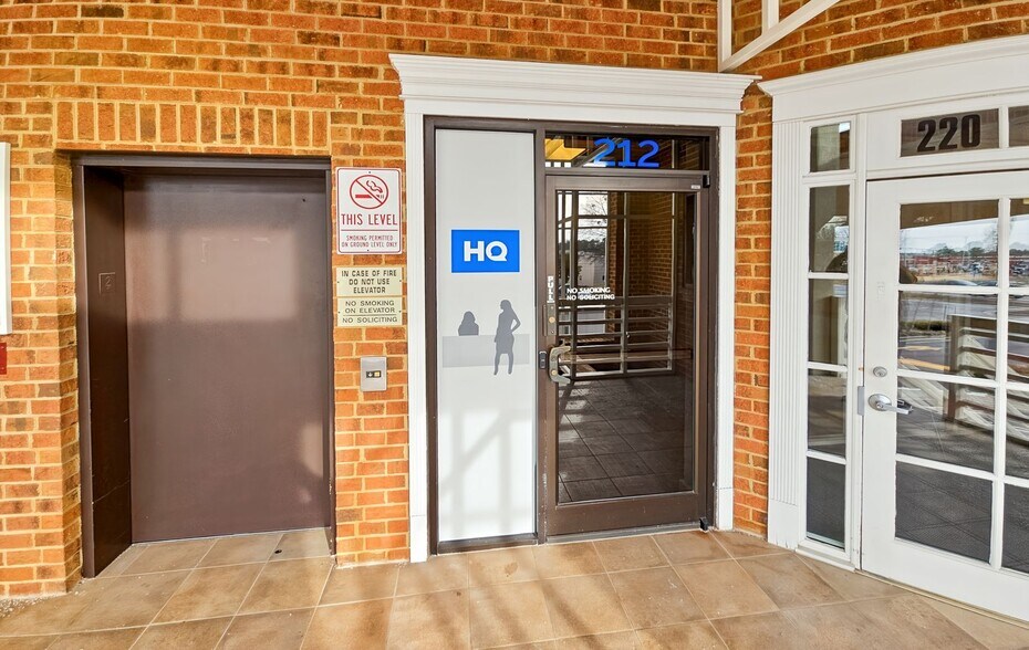 4112 Pleasant Valley Rd, Raleigh, NC à louer - Photo du bâtiment - Image 3 de 10