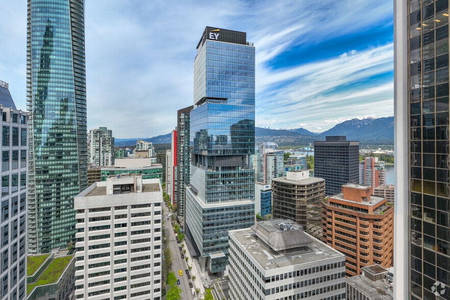 1133 Melville St, Vancouver, BC à louer - Photo du bâtiment - Image 1 de 15