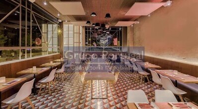 Retail in Madrid, Madrid for lease Interior Photo- Image 2 of 8
