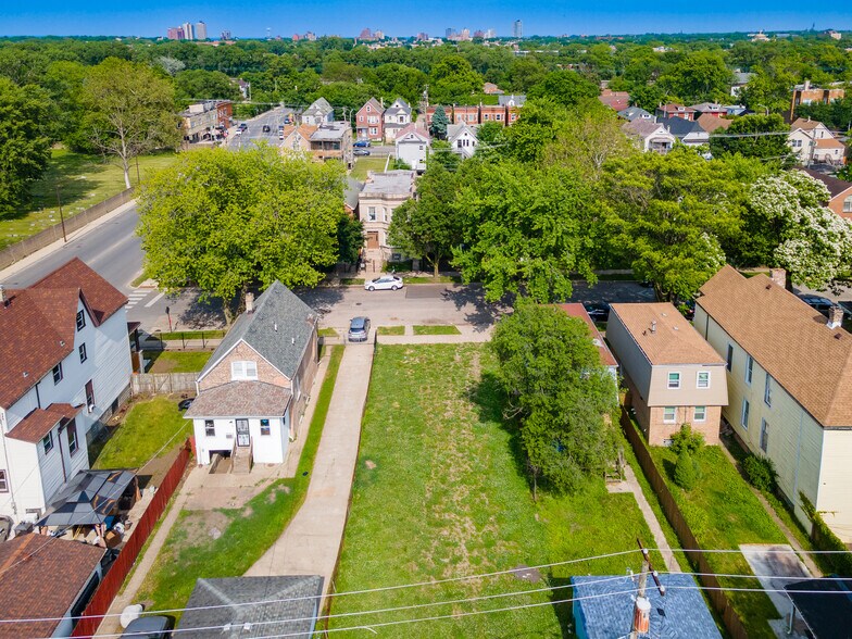 7112 S University Ave, Chicago, IL à vendre - Photo principale - Image 1 de 7