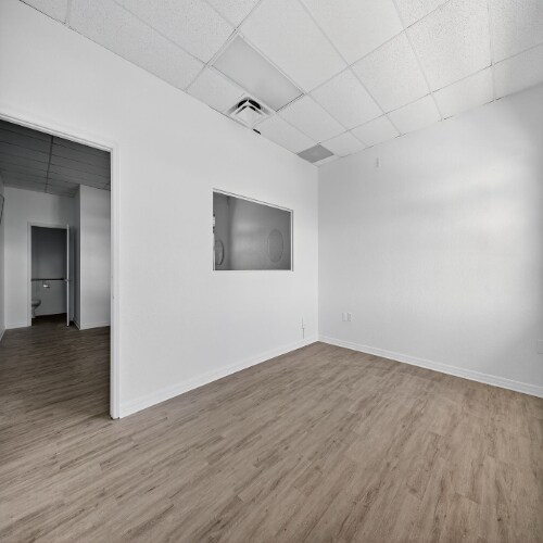 11350 66th St, Largo, FL for lease Interior Photo- Image 1 of 8