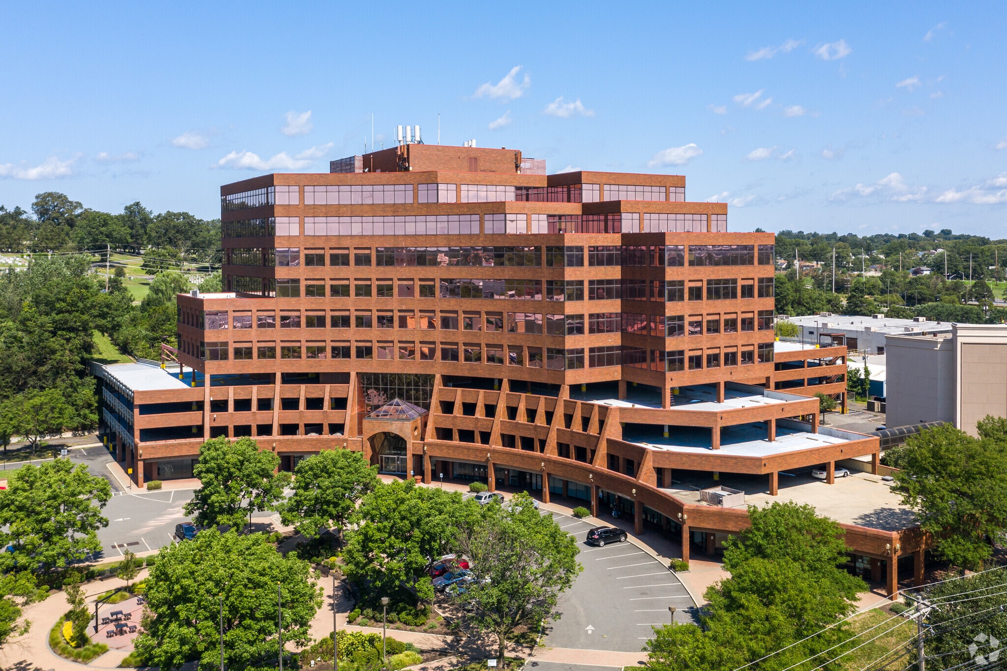 9 Polito Ave, Lyndhurst, NJ for lease Primary Photo- Image 1 of 11