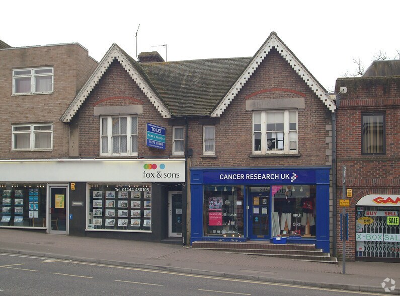 115 South Rd, Haywards Heath à vendre - Photo du bâtiment - Image 2 de 3