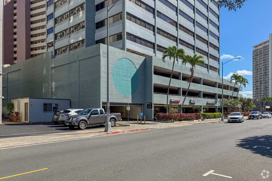 1580 Makaloa St, Honolulu, HI à louer - Photo du bâtiment - Image 2 de 26