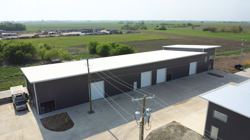 185 Ninety Four, Taylor, TX for lease - Building Photo - Image 3 of 3