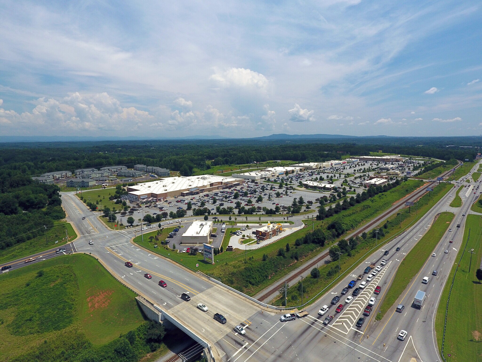 256 Rolling Hills Cir, Easley, SC for lease Building Photo- Image 1 of 10