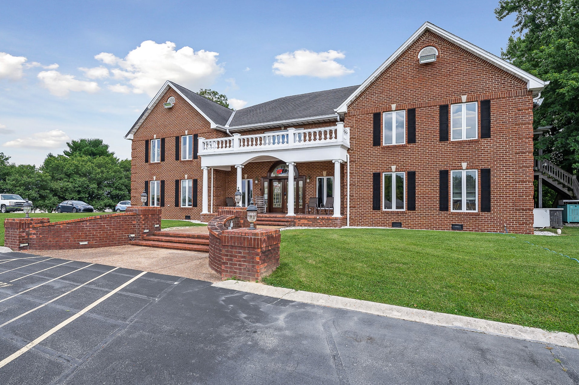 236 Miller Ave, Crossville, TN for sale Building Photo- Image 1 of 17