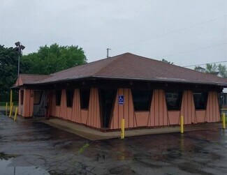 Plus de détails pour 4510 Liberty Ave, Vermilion, OH - Commerce de détail à vendre