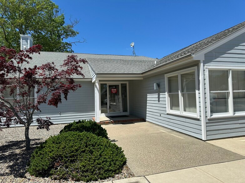 221 Lacey Rd, Forked River, NJ à louer - Photo du bâtiment - Image 1 de 4