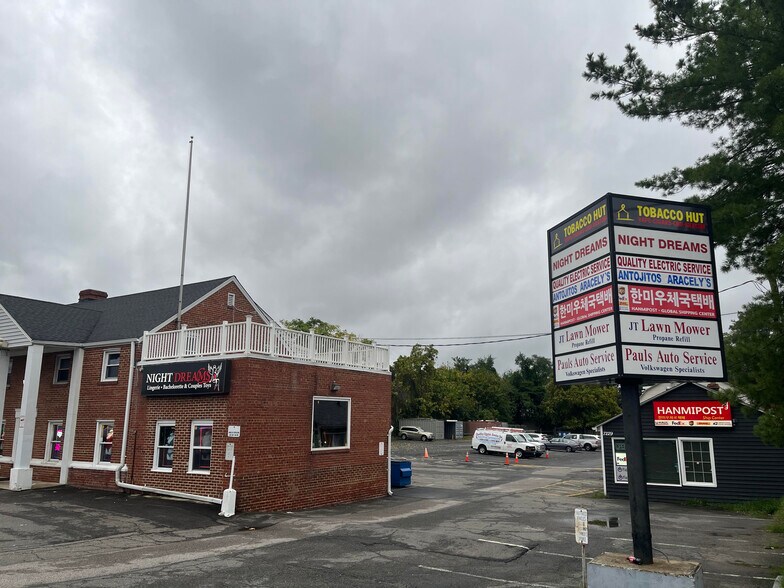 7229 Little River Tpke, Annandale, VA à vendre - Photo du bâtiment - Image 3 de 18