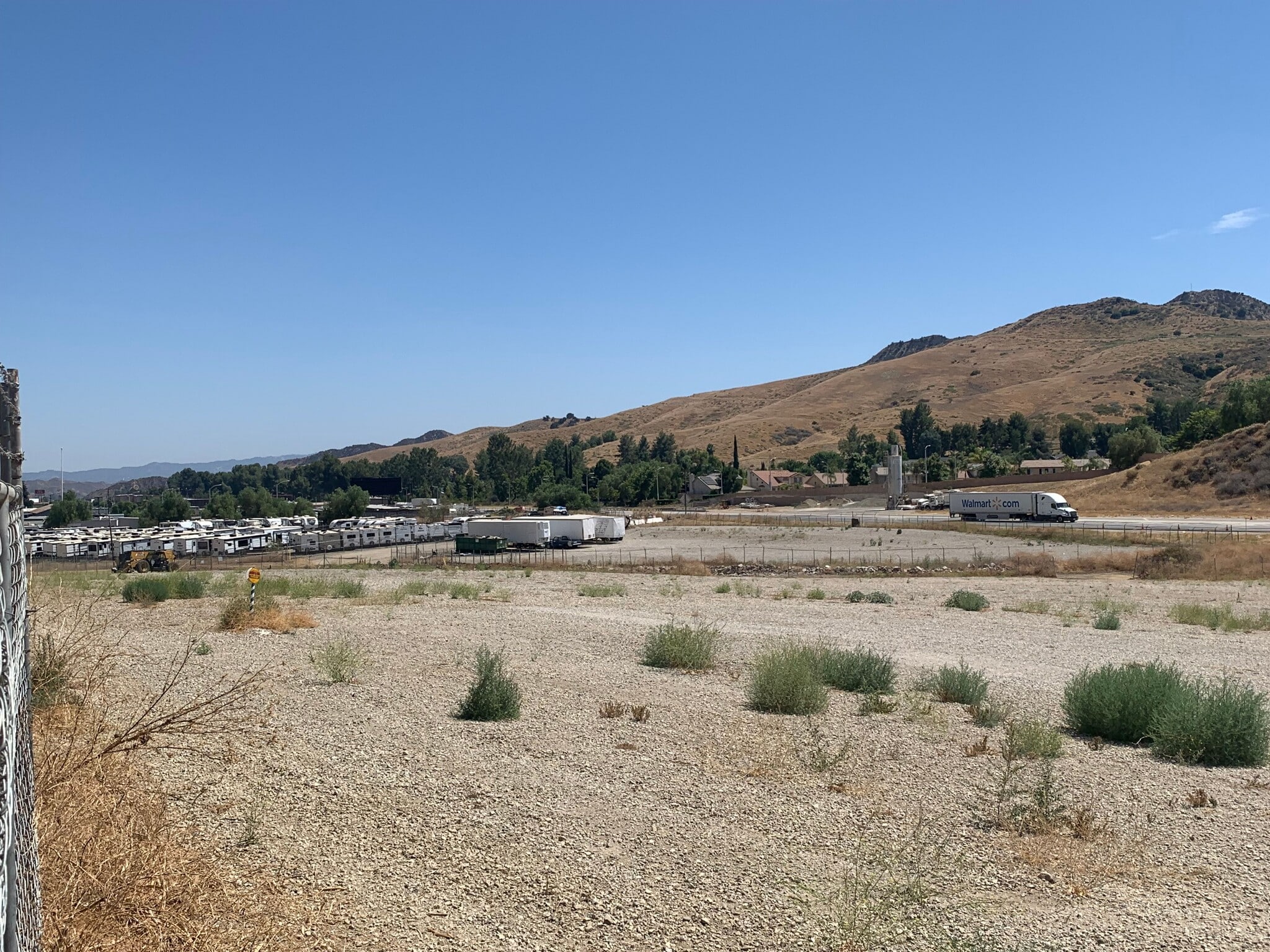 32300 Castaic Rd, Castaic, CA for lease Primary Photo- Image 1 of 10