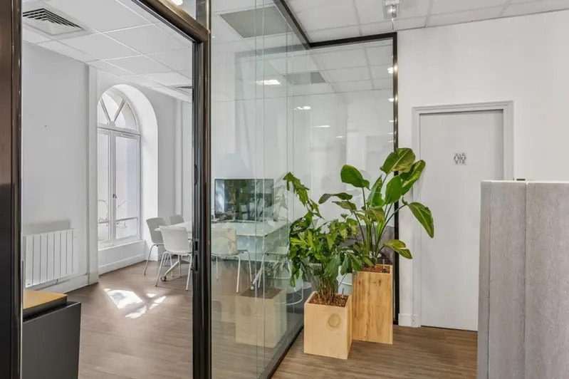 82-84 Boulevard Des Batignolles, Paris for lease - Interior Photo - Image 3 of 15