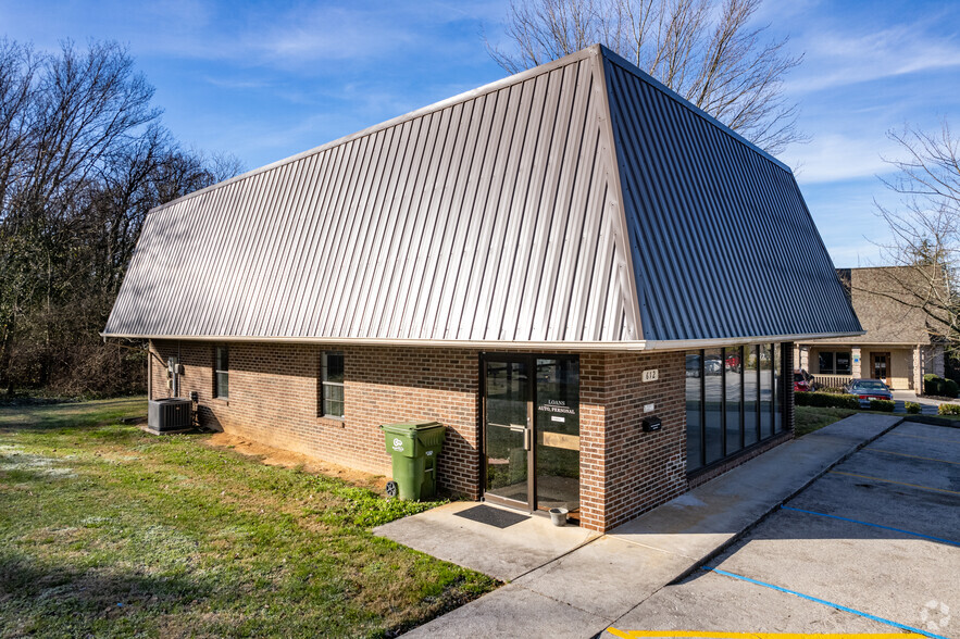 612 W Lamar Alexander Pky, Maryville, TN for sale - Primary Photo - Image 1 of 1