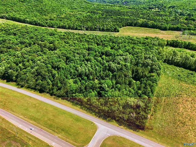 5.2 Bob Wade Ln, Huntsville, AL à vendre - Photo du bâtiment - Image 2 de 4