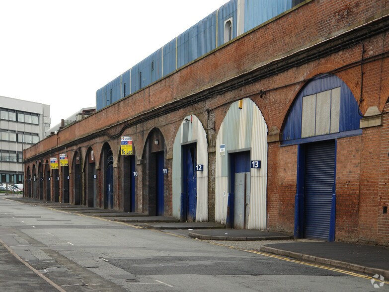 Sheffield St, Manchester à louer - Photo du bâtiment - Image 2 de 5