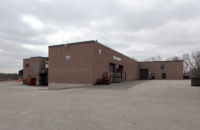 Plus de détails pour 355 Dissette St, Bradford West Gwillimbury, ON - Industriel à louer