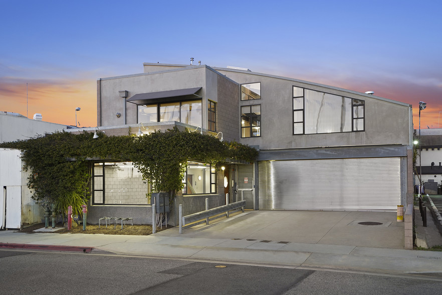 2410 Newport Blvd, Newport Beach, CA for sale - Building Photo - Image 1 of 35