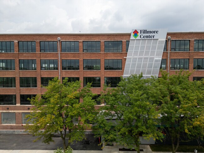 Plus de détails pour 4100 W Fillmore St, Chicago, IL - Industriel à louer