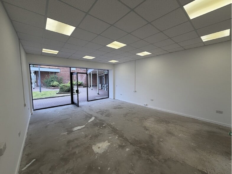 60-78 Wardles Ln, Walsall for lease - Building Photo - Image 2 of 6