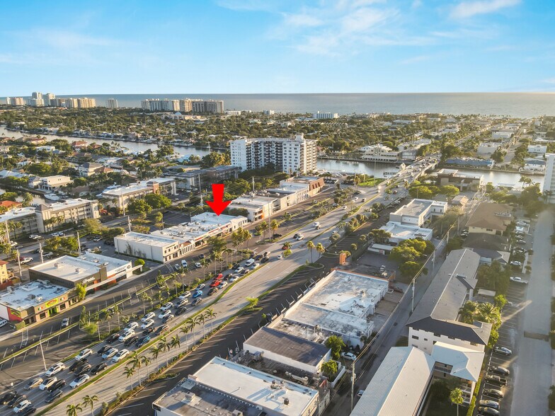 3061 E Commercial Blvd, Fort Lauderdale, FL à vendre - Photo du bâtiment - Image 2 de 3