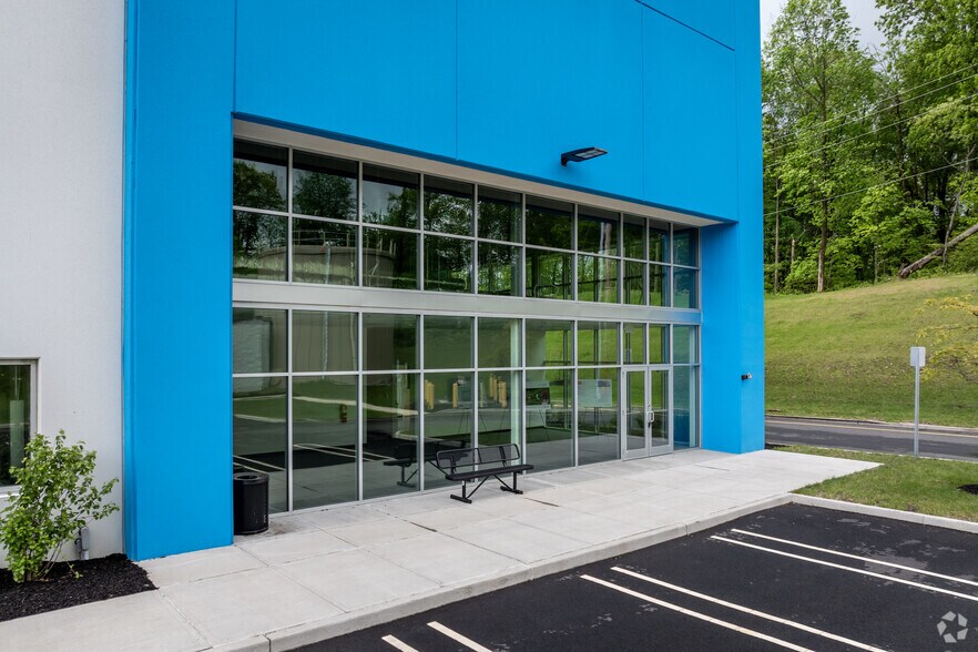 1879 Route 46, Landing, NJ for sale - Building Photo - Image 3 of 5