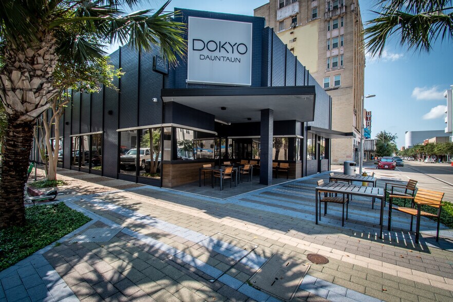 424 N Chaparral St, Corpus Christi, TX for sale - Building Photo - Image 1 of 13