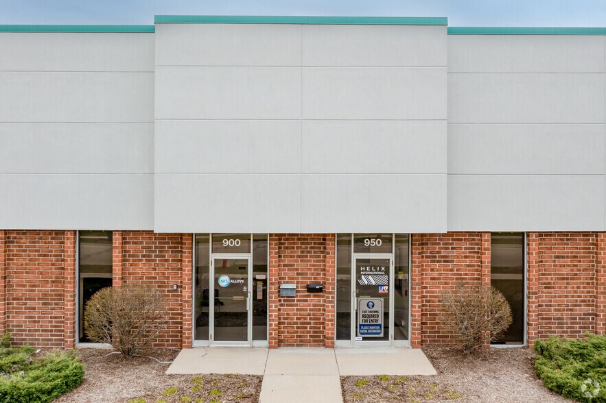 900-950 Hollywood Ave, Itasca, IL à louer - Photo du bâtiment - Image 2 de 4