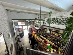 Commerce de détail dans Barcelone, Barcelona à louer Photo intérieure- Image 2 de 11