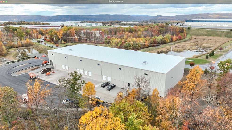 485-495 Research Dr, Pittston Township, PA for lease - Aerial - Image 1 of 3