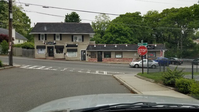 291 Echo Ave, Sound Beach, NY à louer Photo du bâtiment- Image 1 de 3