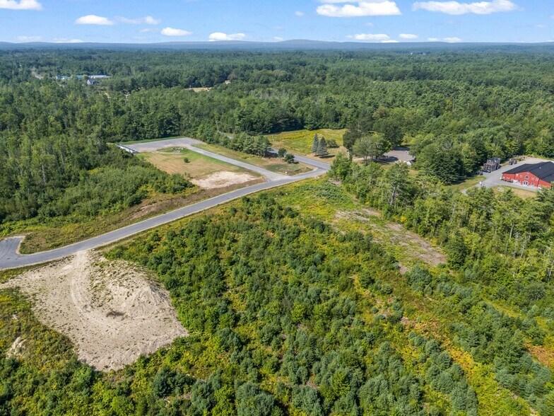 Lot 6 Innovation Way, Buxton, ME à vendre - Photo du bâtiment - Image 2 de 7