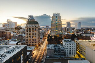 918 J St, Sacramento, CA - AERIAL  map view - Image1