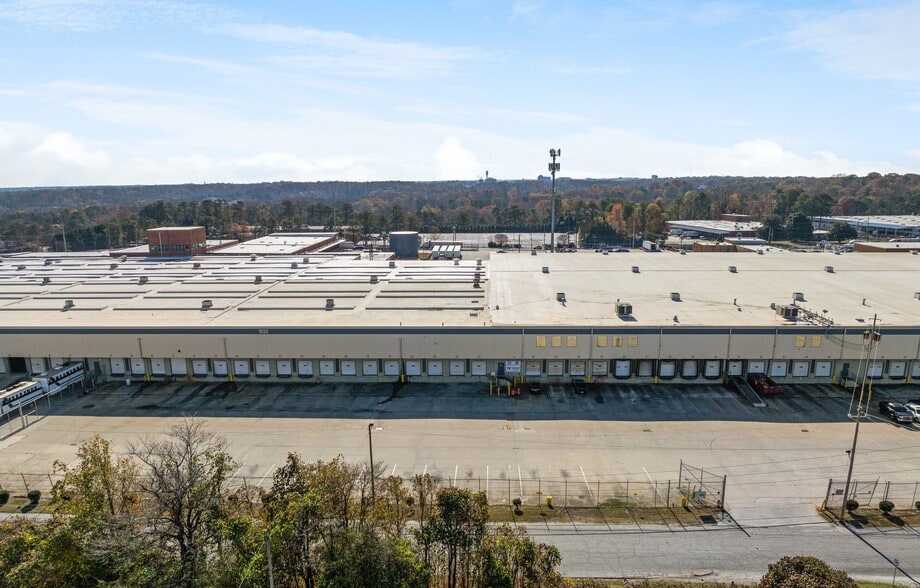 2251 Sylvan Rd, East Point, GA for lease - Building Photo - Image 3 of 15